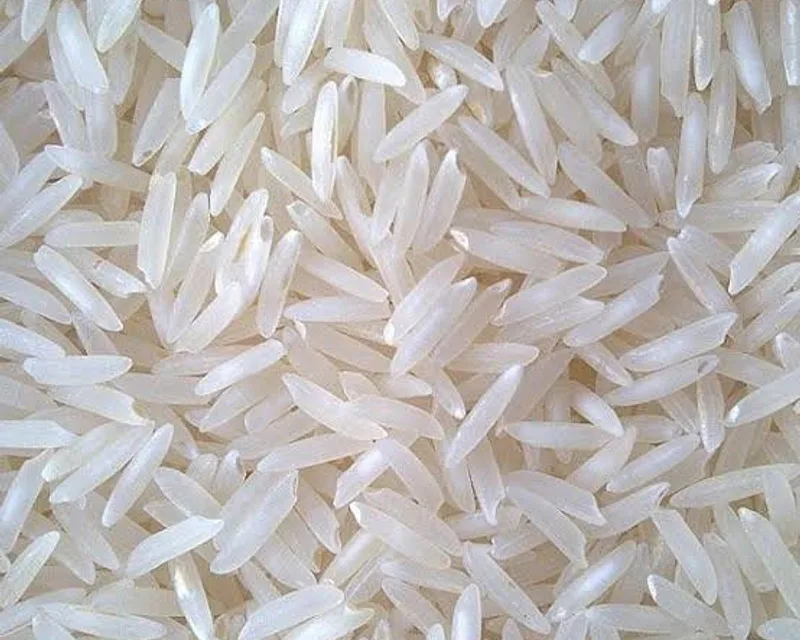 Long white grains of Super Kernel Basmati rice